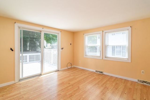 20 Circular Ave, Natick, MA 01760