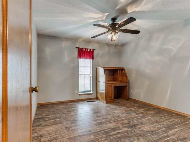 613 Inverness Court, Norman, OK 73072