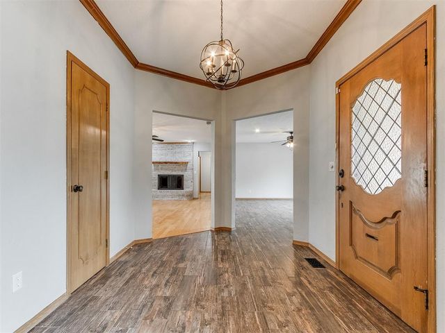 613 Inverness Court, Norman, OK 73072