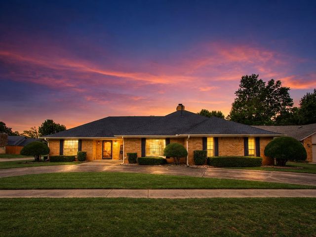 613 Inverness Court, Norman, OK 73072
