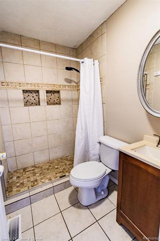 6041 Fellrath Street, Taylor, MI 48180