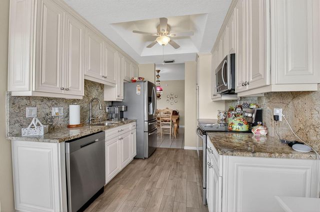 17287 Boca Club Boulevard 1, Boca Raton, FL 33487