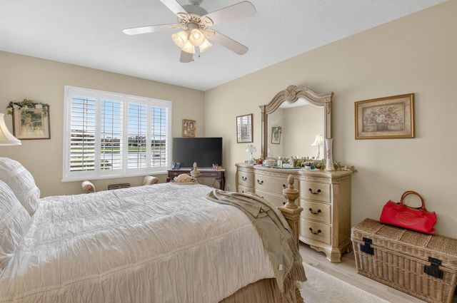 17287 Boca Club Boulevard 1, Boca Raton, FL 33487