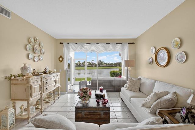 17287 Boca Club Boulevard 1, Boca Raton, FL 33487