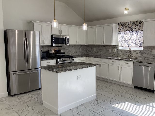 8909 Weller Lane, Fort Worth, TX 76244