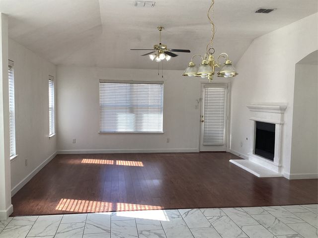 8909 Weller Lane, Fort Worth, TX 76244