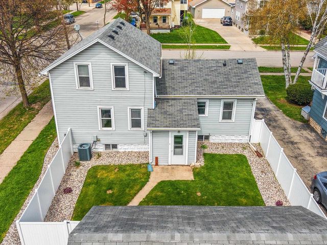 933 W LAWRENCE STREET, Appleton, WI 54914