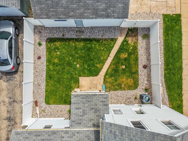 933 W LAWRENCE STREET, Appleton, WI 54914