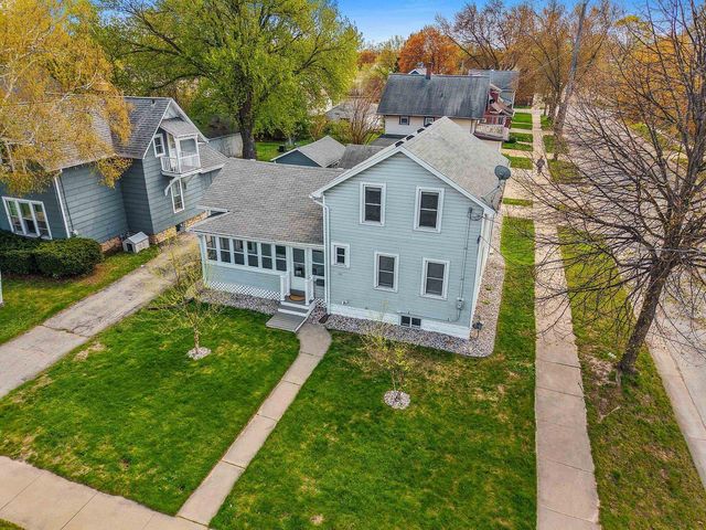 933 W LAWRENCE STREET, Appleton, WI 54914