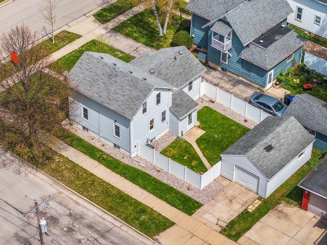 933 W LAWRENCE STREET, Appleton, WI 54914
