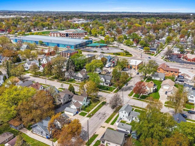 933 W LAWRENCE STREET, Appleton, WI 54914