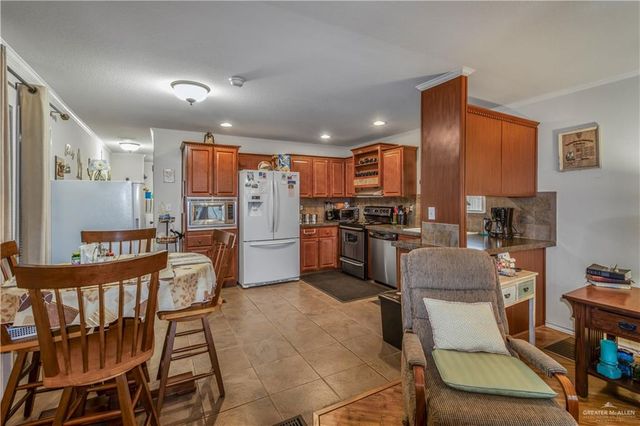 1911 Lost Greens Drive, Mission, TX 78572