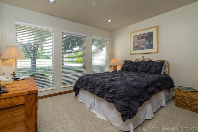 8775 Leonard Street, Kingston, OK 73439