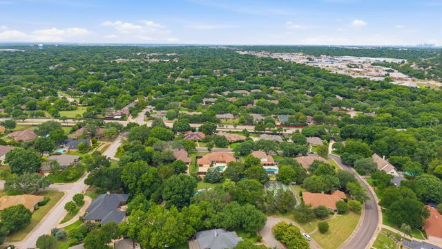 906 Greenbriar Lane, Duncanville, TX 75137