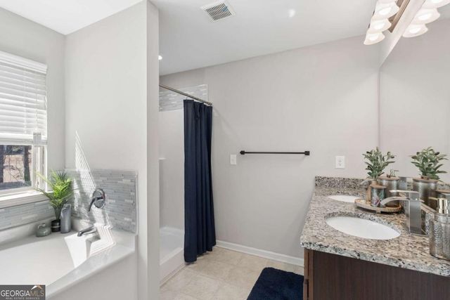 4065 McClendon Way, Rex, GA 30273