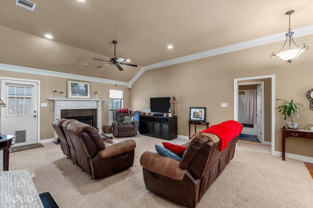 6905 Ash Street, Shreveport, LA 71129