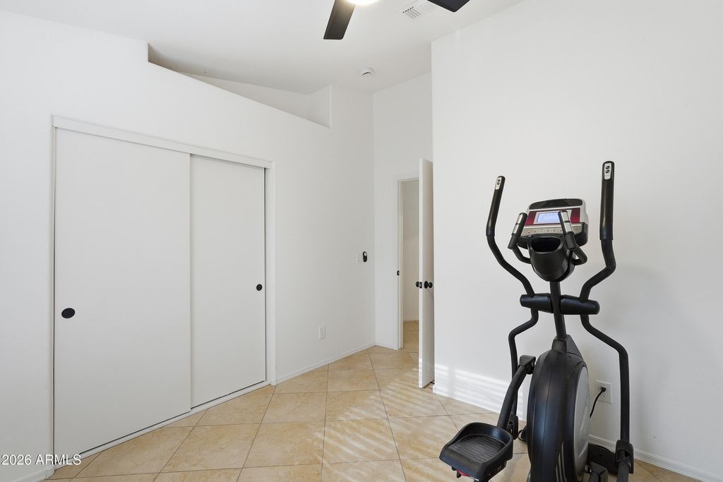 Image 18 of property listing at 2628 E BEVERLY Road, Phoenix, AZ 85042