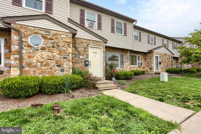 564 E LINDEN ST, Fleetwood, PA 19522