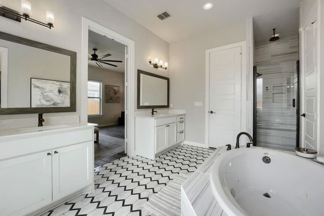 7901 Gilwice LN, Austin, TX 78744