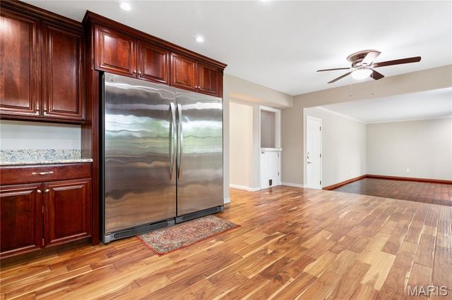 2608 Park Avenue, St Charles, MO 63301