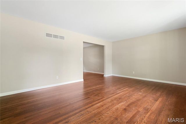 2608 Park Avenue, St Charles, MO 63301