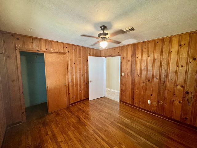 35 Private Road 815, Markham, TX 77414