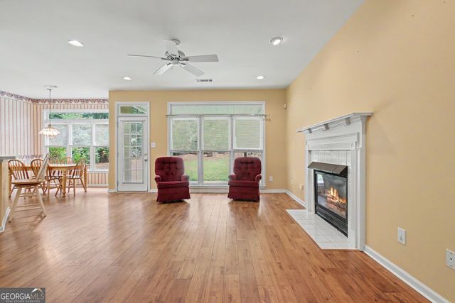 315 Felton Drive, Fayetteville, GA 30214