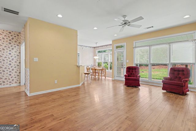 315 Felton Drive, Fayetteville, GA 30214