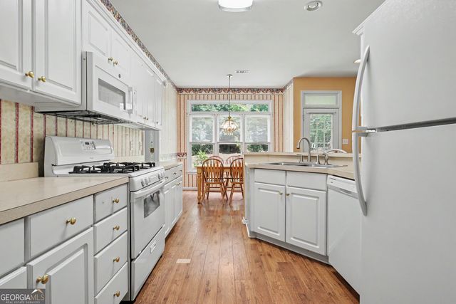 315 Felton Drive, Fayetteville, GA 30214