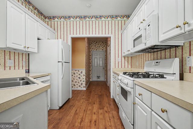 315 Felton Drive, Fayetteville, GA 30214