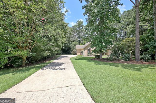 315 Felton Drive, Fayetteville, GA 30214