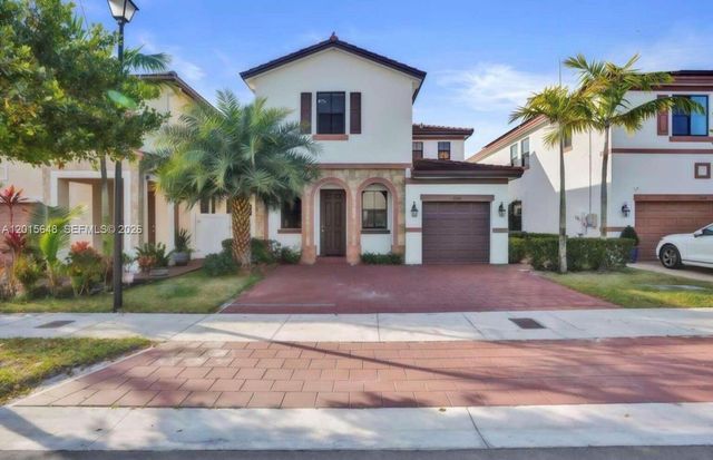 3460 W 103rd Ter, Hialeah, FL 33018