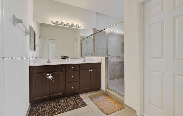 3460 W 103rd Ter, Hialeah, FL 33018