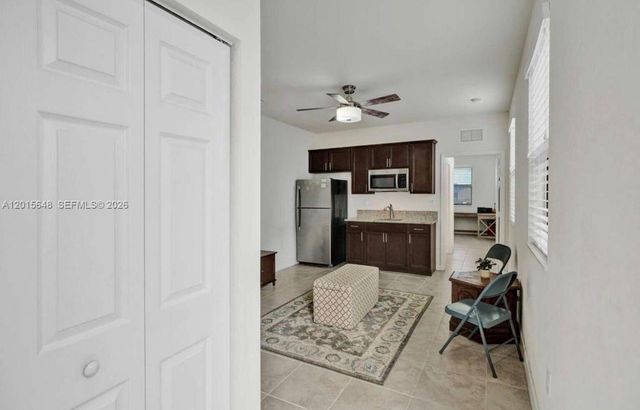 3460 W 103rd Ter, Hialeah, FL 33018