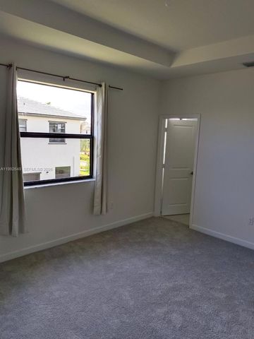 13262 SW 285th St, Homestead, FL 33033