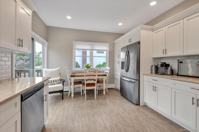 2542 Park Place, Bellmore, NY 11710