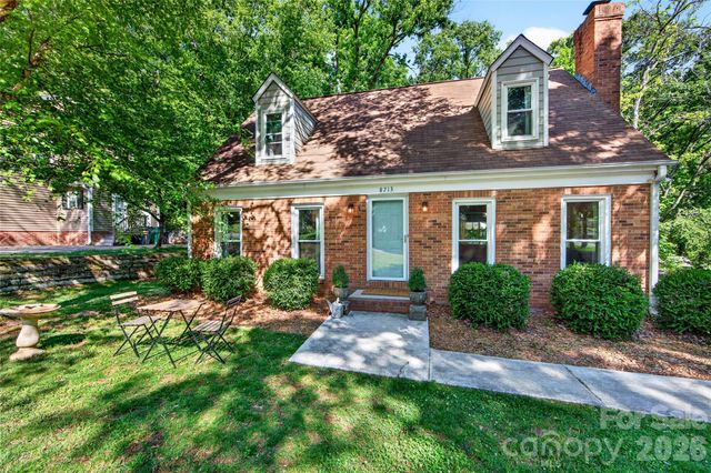 8713 Golf Ridge Drive, Charlotte, NC 28277