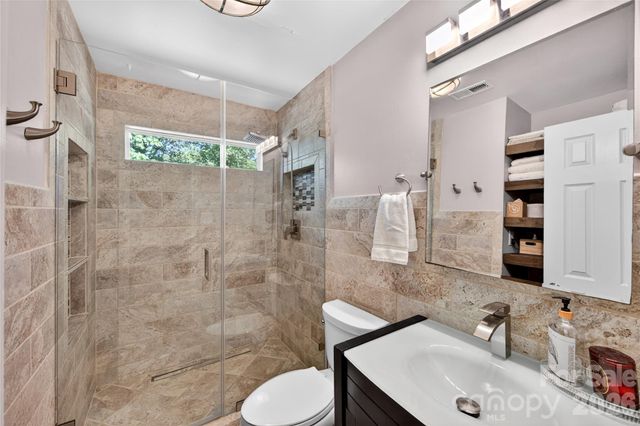 8713 Golf Ridge Drive, Charlotte, NC 28277