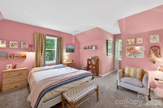 8713 Golf Ridge Drive, Charlotte, NC 28277