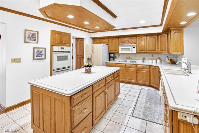 4940 N Berkley Road, Richfield, OH 44286