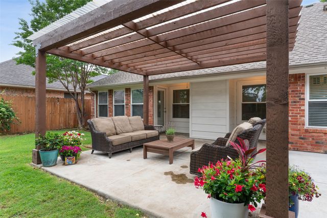 42 Alamosa Drive, Trophy Club, TX 76262