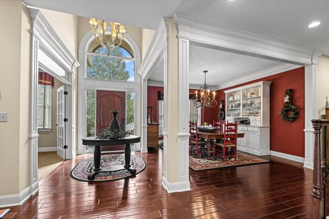 2701 BRISTOL LAKE DR, Columbia, MO 65201