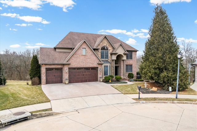 2701 BRISTOL LAKE DR, Columbia, MO 65201