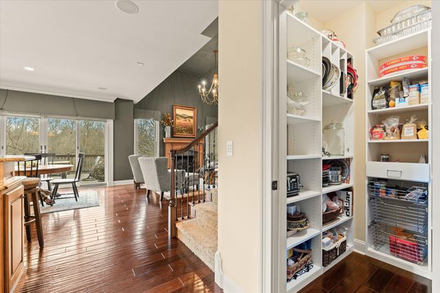 2701 BRISTOL LAKE DR, Columbia, MO 65201