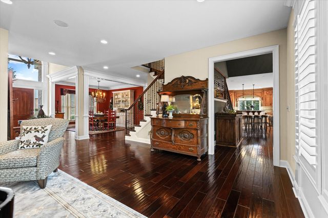 2701 BRISTOL LAKE DR, Columbia, MO 65201