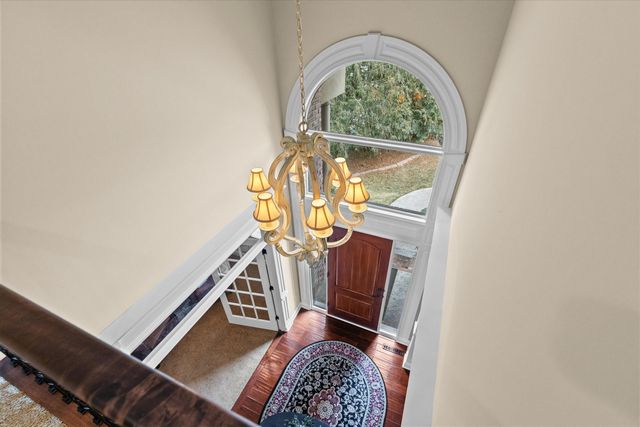 2701 BRISTOL LAKE DR, Columbia, MO 65201