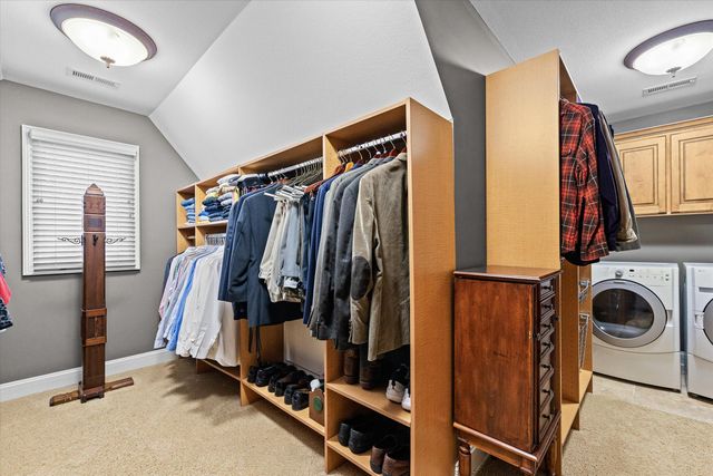 2701 BRISTOL LAKE DR, Columbia, MO 65201