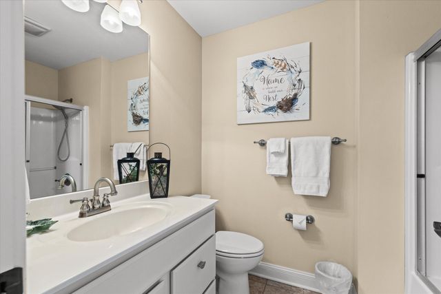 2701 BRISTOL LAKE DR, Columbia, MO 65201