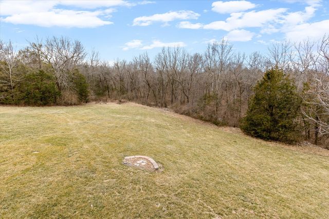 2701 BRISTOL LAKE DR, Columbia, MO 65201