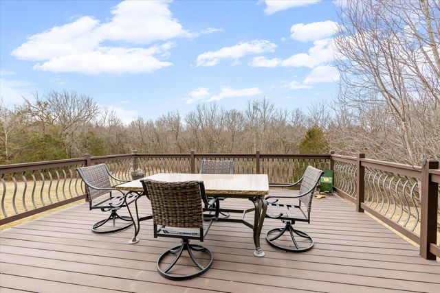 2701 BRISTOL LAKE DR, Columbia, MO 65201